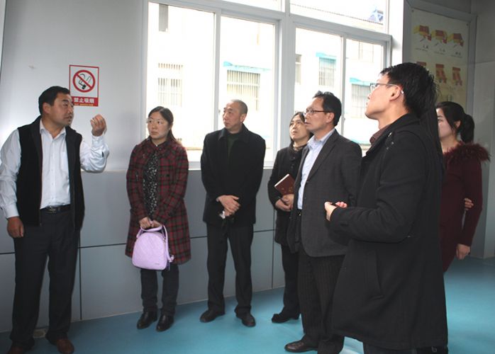 區(qū)市場監(jiān)督管理局就我司質量體系建設工作現(xiàn)場幫扶指導.jpg